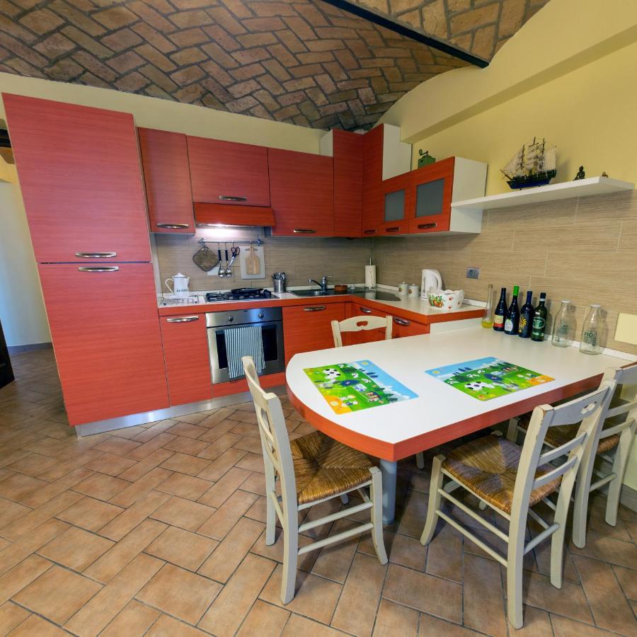 casa vacanze asia Castelvetro de Módena Exterior foto